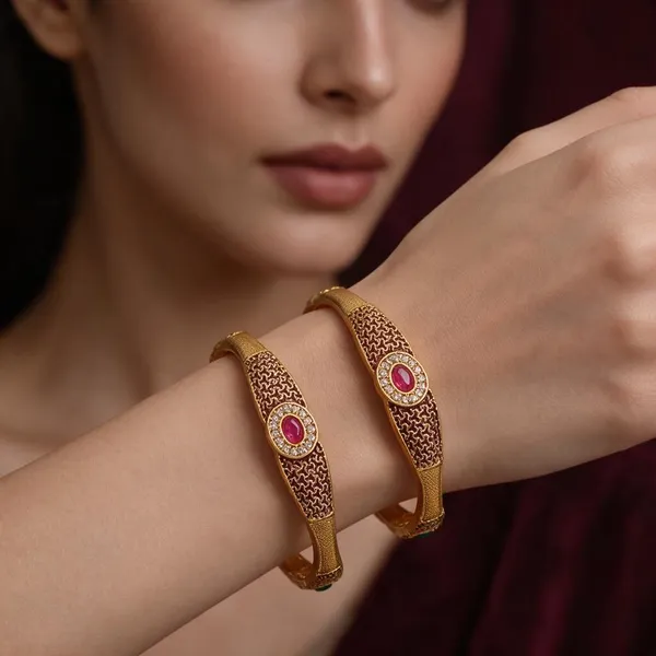 Gold_Alloy_Enamel_Pink_Green_Stone_Studded_Bangle_Set_For_Women