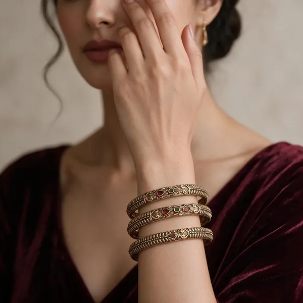 Antique_Gold_Alloy_Engraved_Traditional_Bangle_Set_For_Women