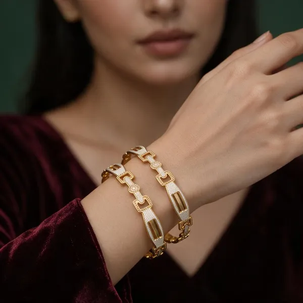 Gold_Alloy_Geometric_Link_Bangle_Set_For_Women
