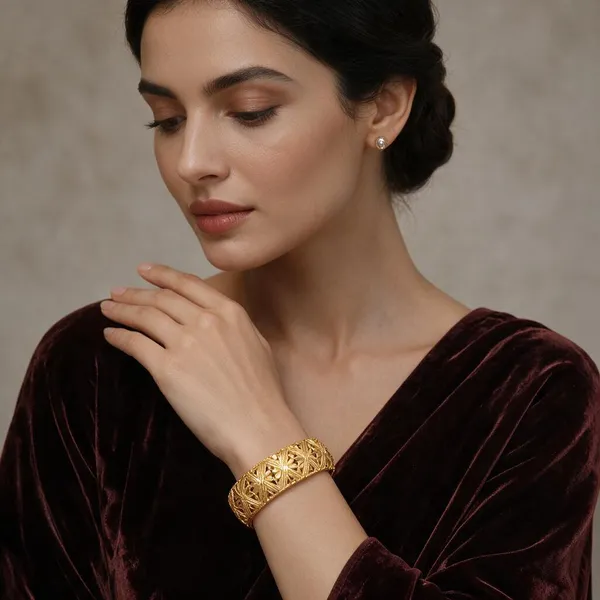 Gold_Alloy_Floral_Leaf_Openwork_Ornate_Bangle_Set_For_Women