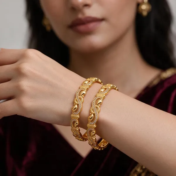 Gold_Alloy_Floral_Embossed_Traditional_Bangle_Set_For_Women