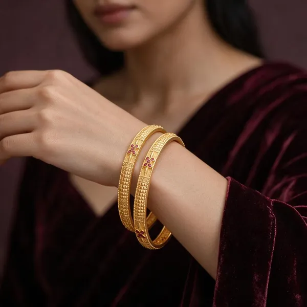 Gold_Alloy_Geometric_Floral_Motif_Bangle_Set_For_Women