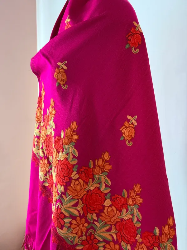 Magenta_Floral_Embroidered_Shawl_for_Women