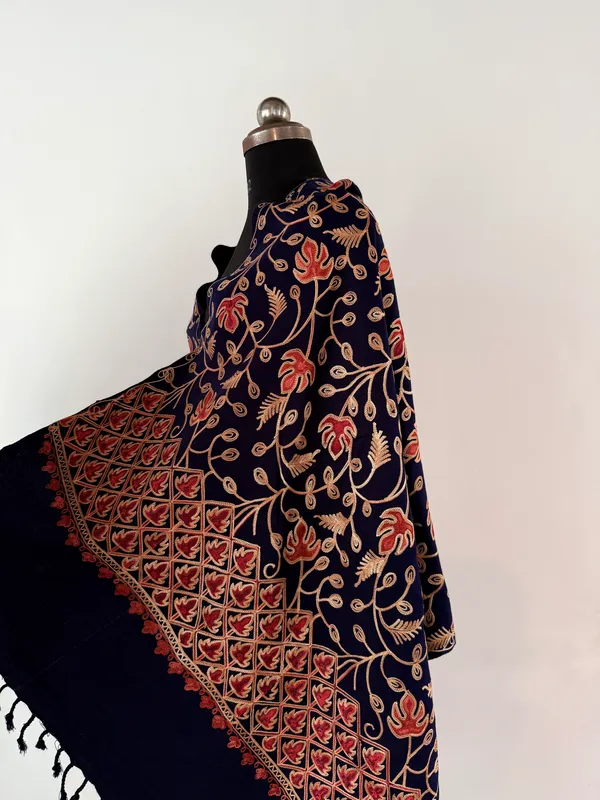 Navy_Floral_Motif_Shawl_for_Women