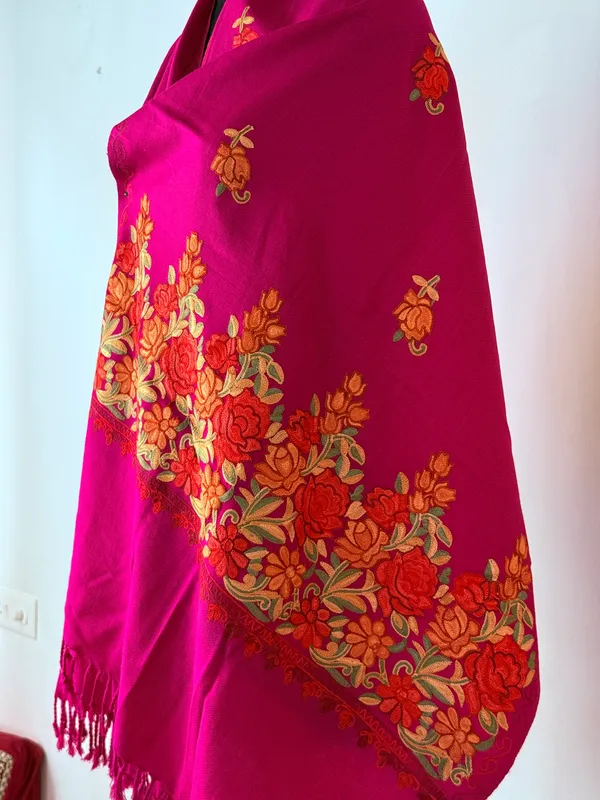 Magenta_Floral_Embroidered_Shawl_for_Women