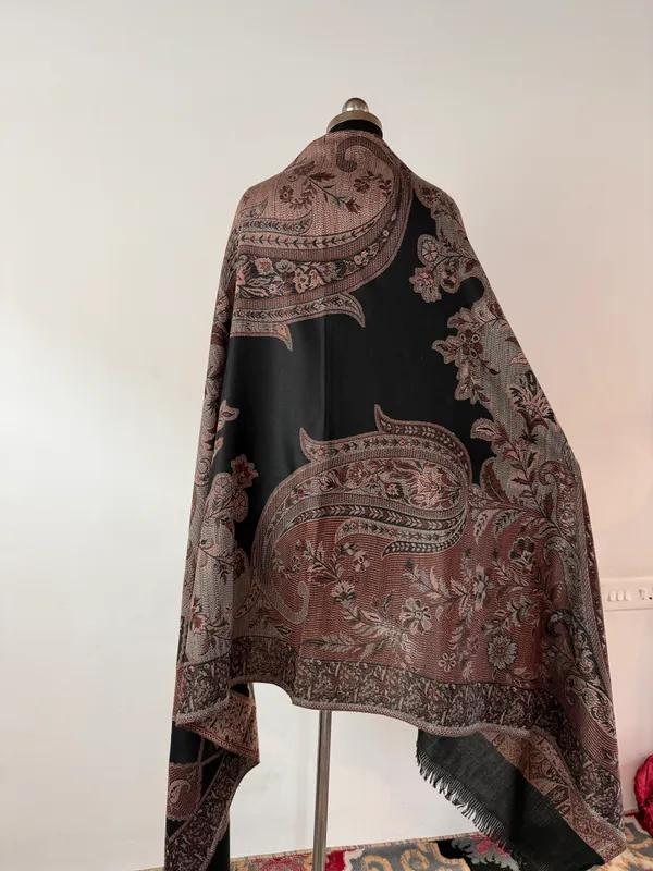 Black_Printed_Shawl_for_Women