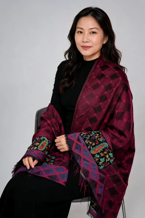 Burgundy_Woven_Geometric_Floral_Fringed_Shawl_For_Women