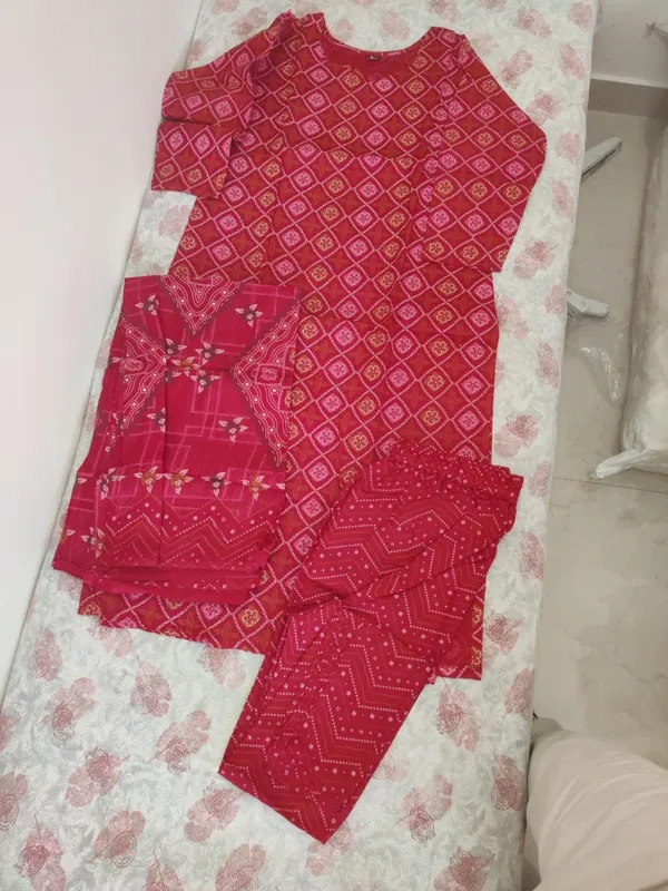 Red_Geometric_Printed_Straight_Kurta_Set_For_Women