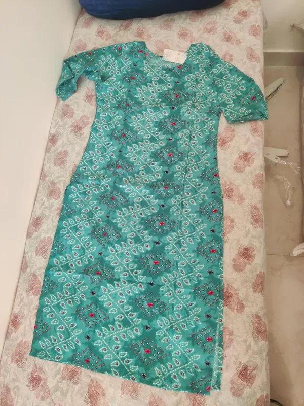 Green_Geometric_Print_Straight_Kurta_For_Women