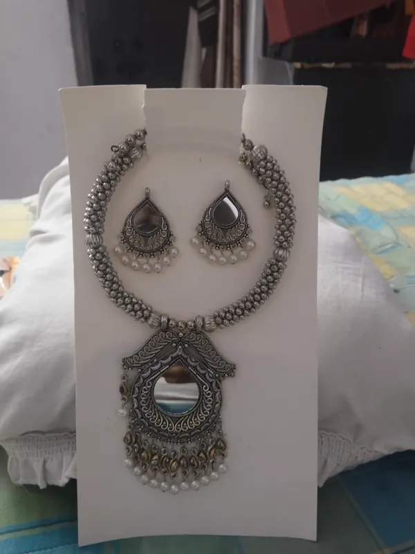 Oxidised_Silver_Traditional_Necklace_Set_for_Women