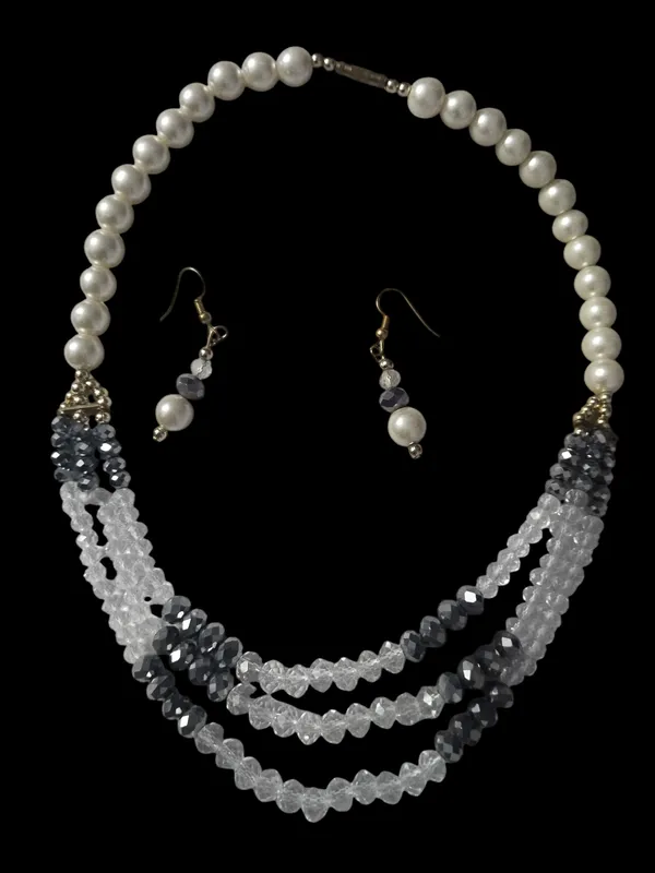 Pearl_Beaded_Necklace_And_Earrings_Set_for_Women