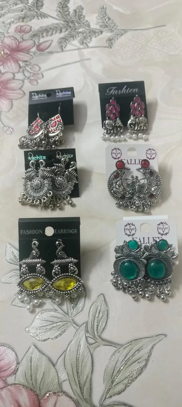 Oxidized_Silver_Tone_Jhumka_Earrings_Set_for_Women