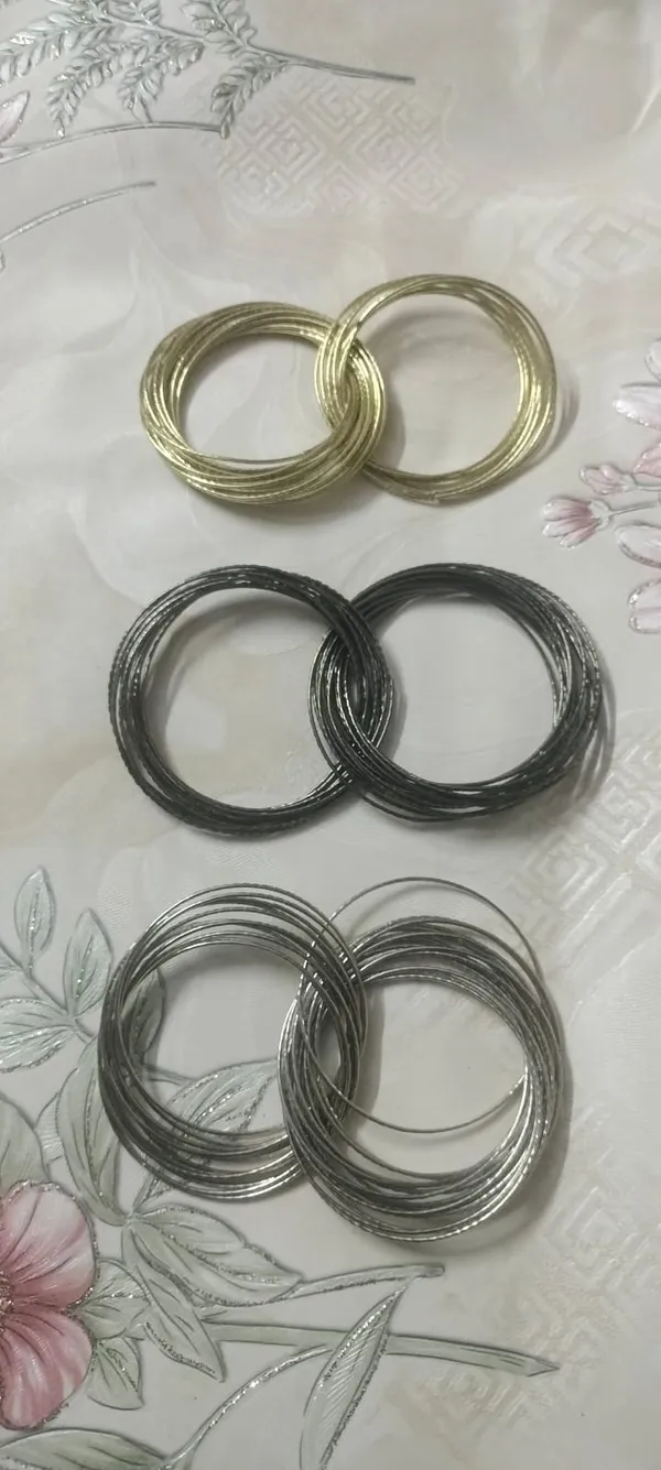 Multicolor_Metal_Bangles_Set_for_Women