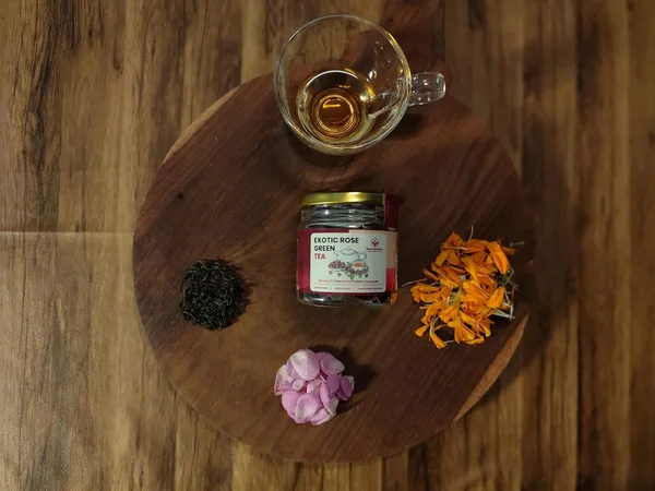 Eeva_Extracts_100_Natural_Premium_Exotic_Rose_Green_Tea_Organic_Tulsi_Rose_Loose_Leaf_Tea_Basil_Peppermint_Rose_Green_Tea_For_Glowing_Skin_25_Gm