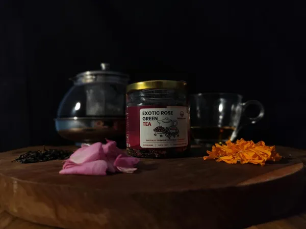 Eeva_Extracts_100_Natural_Premium_Exotic_Rose_Green_Tea_Organic_Tulsi_Rose_Loose_Leaf_Tea_Basil_Peppermint_Rose_Green_Tea_For_Glowing_Skin_25_Gm