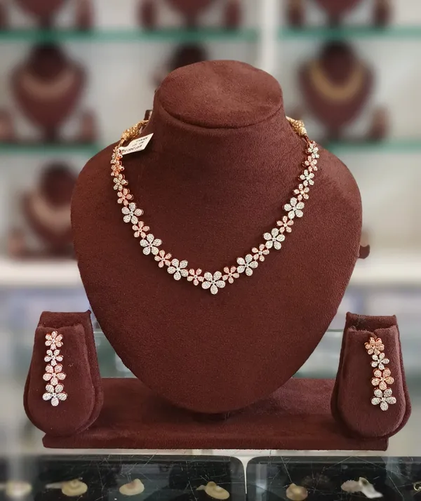 White_Brass_Necklace_Set_For_Women