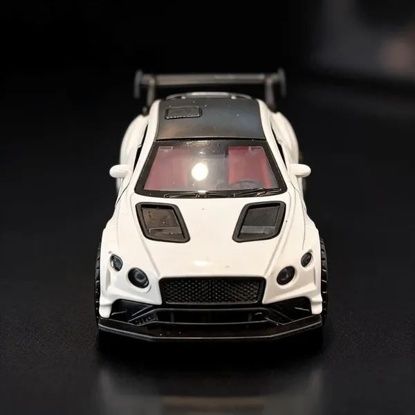White_Plastic_Toy_Car_For_Kids