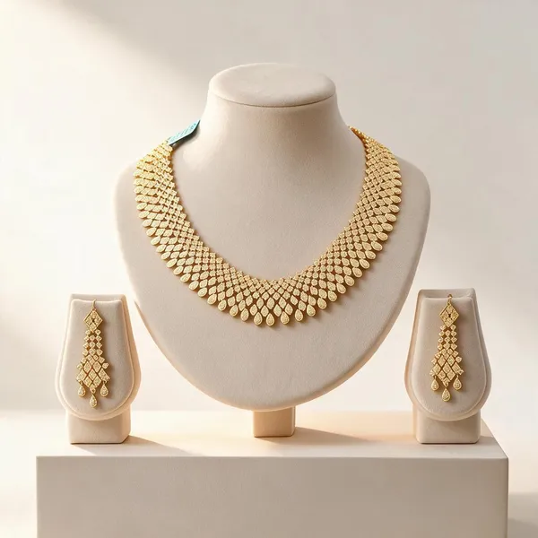 Golden_Brass_Necklace_Set_For_Women