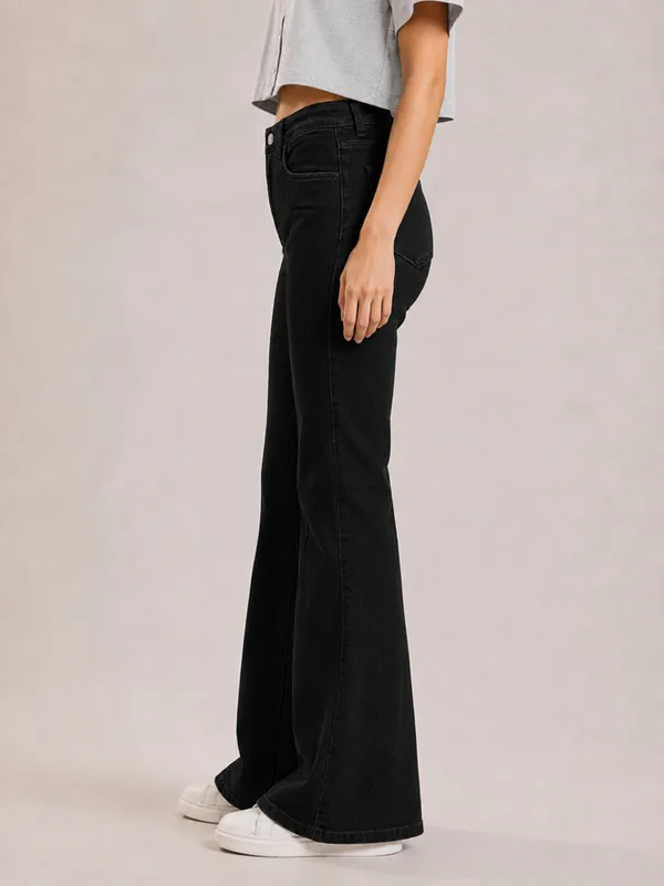 Black_Front_Seam_Bootcut_Fit_Jeans