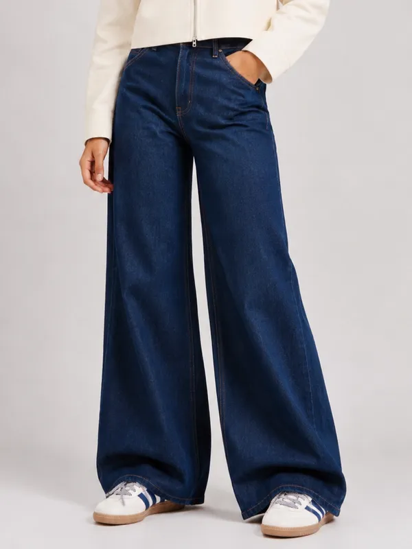 Dark_Blue_Baggy_Fit_Jeans