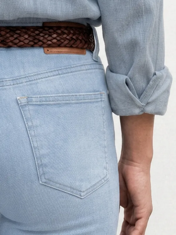 Light_Blue_Bootcut_Fit_Jeans