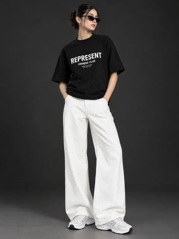 White_Baggy_Fit_Jeans