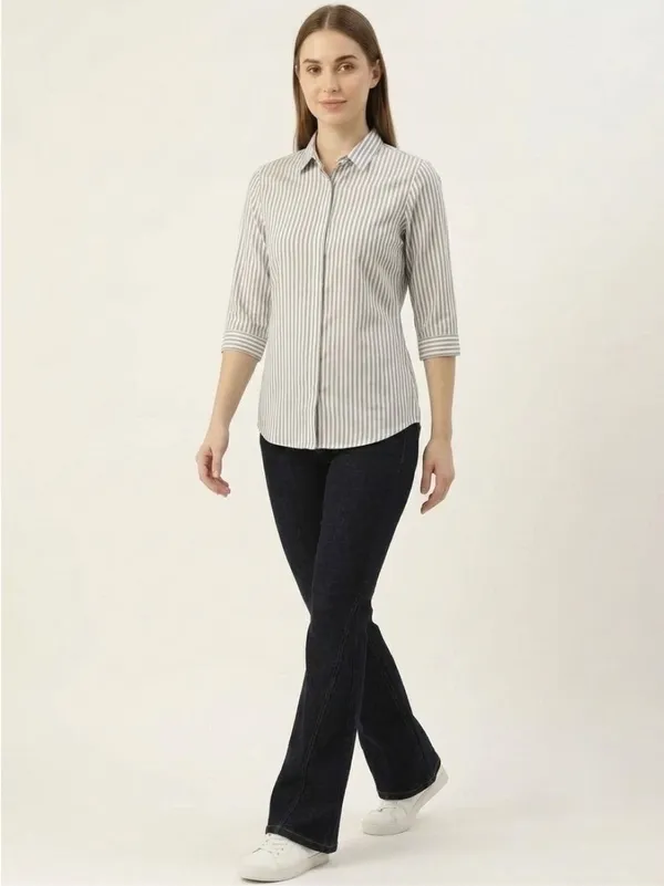 Black_Panelled_Bootcut_Fit_Jeans