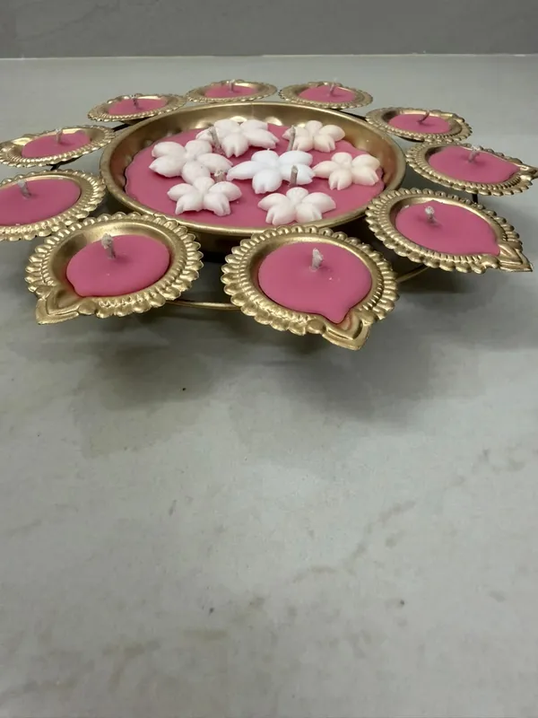 Gold_Tone_Traditional_Floral_Decorative_Diya_Set