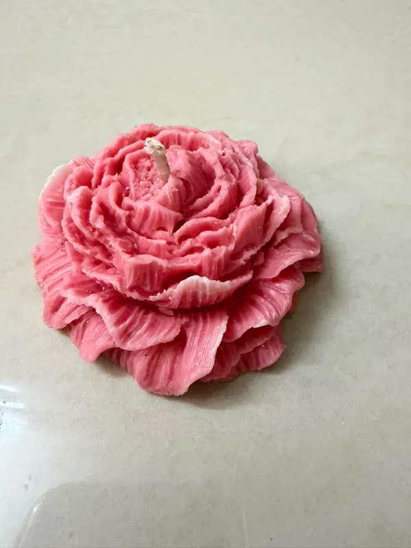 Wax_Floral_Rose_Shaped_Decorative_Candle