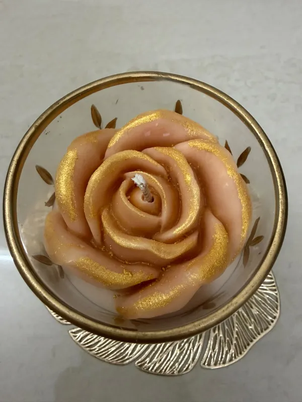 Glass_Lavender_Fragrance_Rose_on_top_Candle