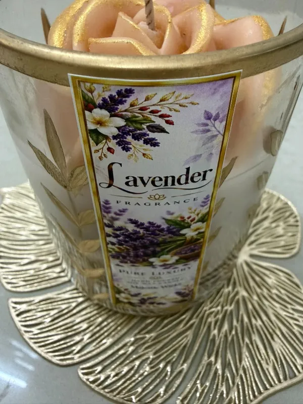 Glass_Lavender_Fragrance_Rose_on_top_Candle
