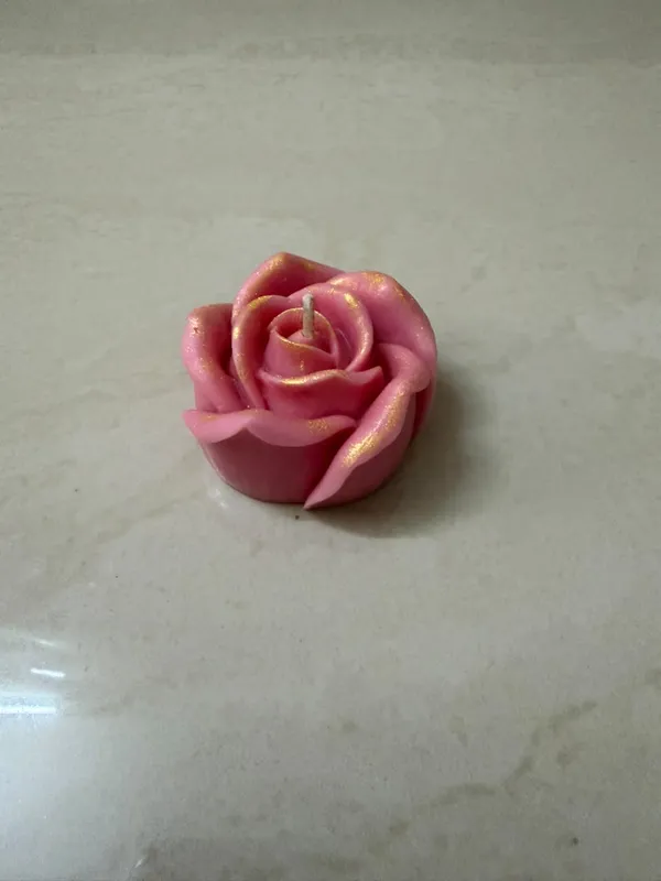 Wax_Floral_Rose_Shaped_Decorative_Candle