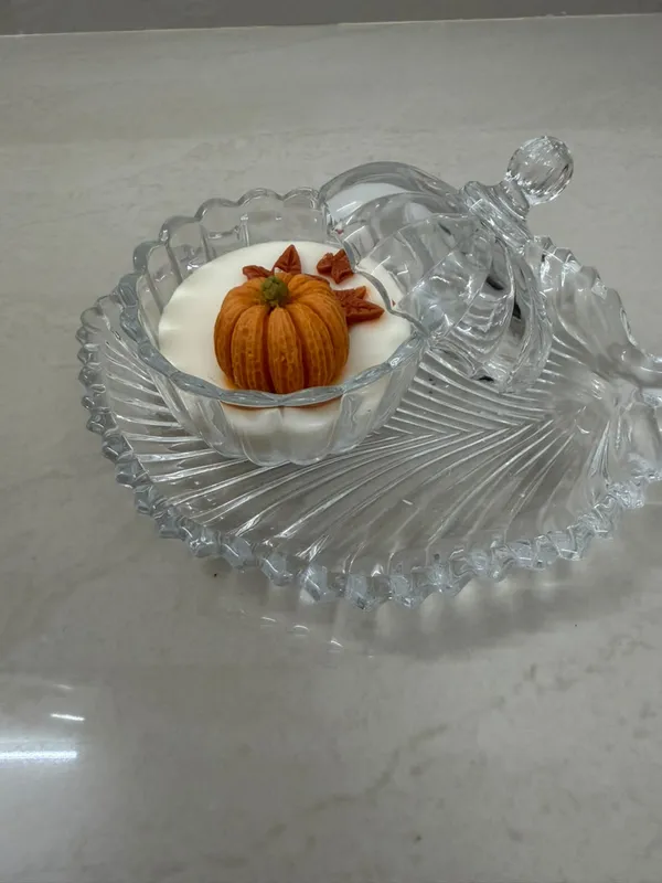 Clear_Glass_Pumpkin_Candle_Holder_With_Tray