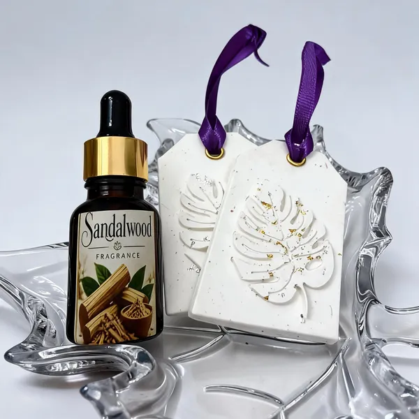Fragrance_Oil_Botanical_Sandalwood_Hanging_Tag_Set_Of_2