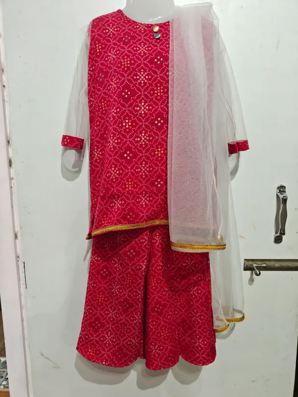 Red_Cotton_Net_Printed_Lehenga_Skirt_With_Dupatta_For_Girls