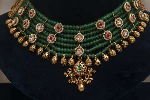 Green_necklace_set_Brass__For_Women