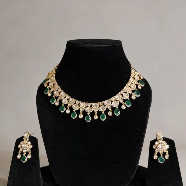 Gold_Necklace_Set_Brass__For_Women