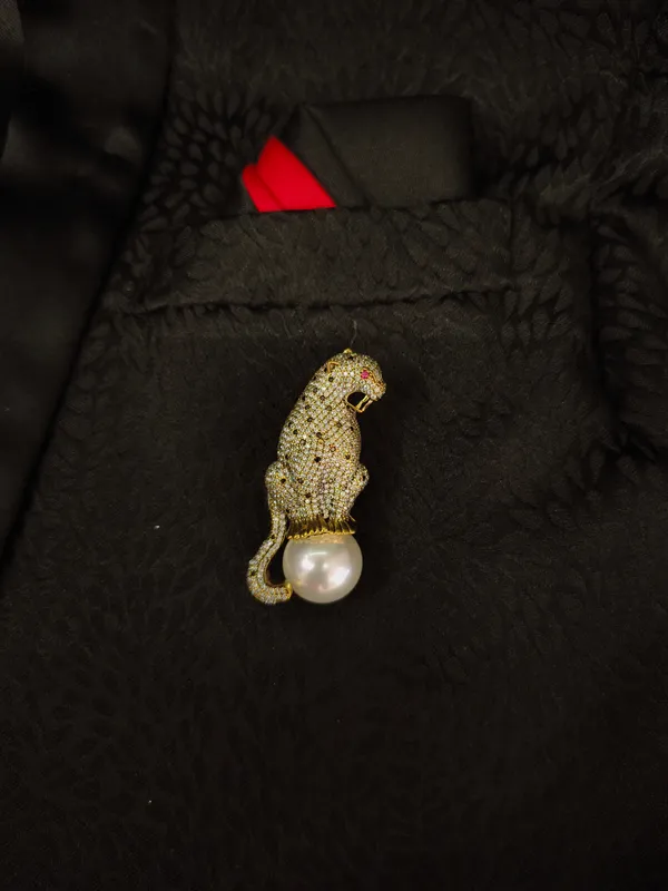 Gold_Brooch_Brass__For_Women