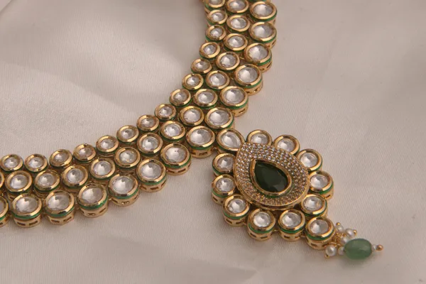 Gold_Necklace_Set_Brass__For_Women