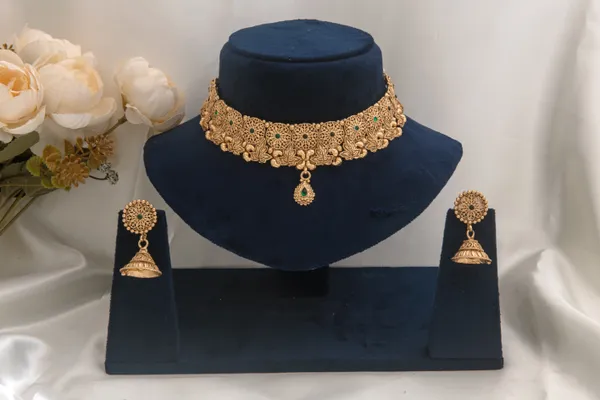 Gold_Necklace_And_Earrings_Set_Brass__For_Women