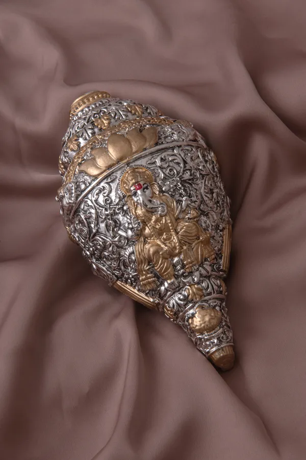 Gold_shank_Brass__For_home_decor_pooja