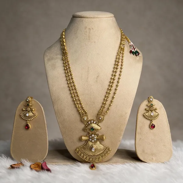 Gold_necklace_set_Brass__For_Women