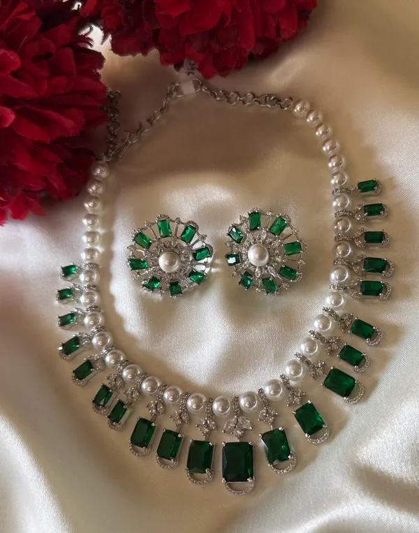 Green_Necklace_Set_Brass__For_Women
