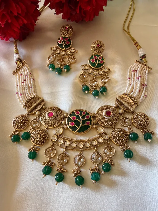Gold_Necklace_Set_Brass__For_Women