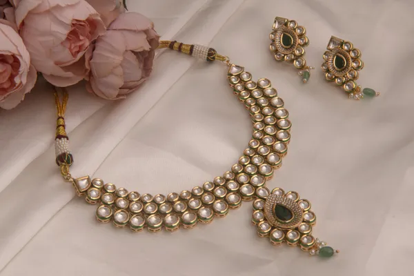 Gold_Necklace_Set_Brass__For_Women