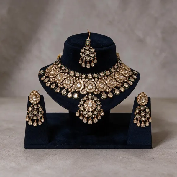 Gold_Necklace_Set_Brass__For_Women