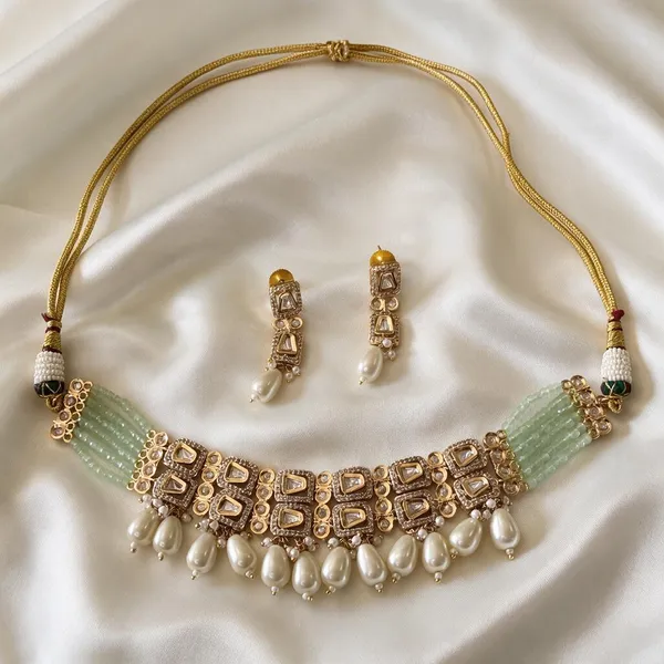 Gold_necklace_set_Brass__For_Women