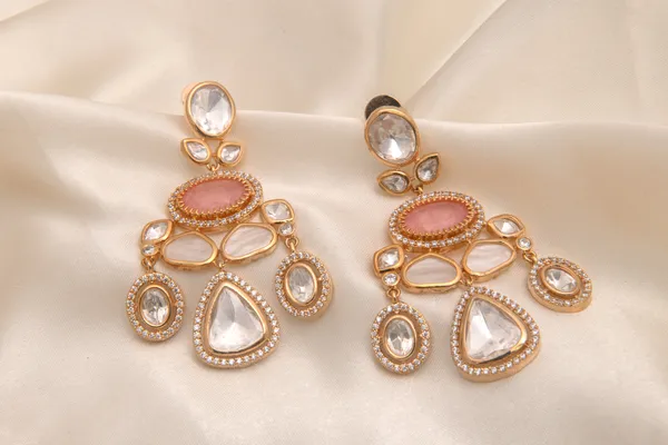 Gold_necklace_set_Brass__For_Women
