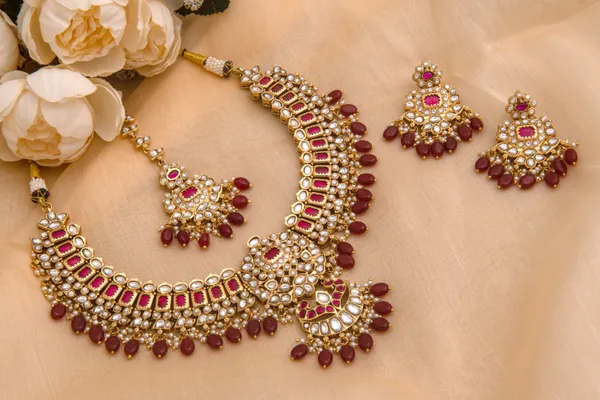 Maroon_necklace_set_Brass__For_Women
