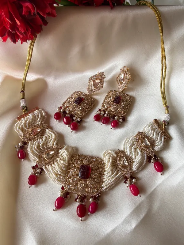 Gold_Necklace_Set_Brass__For_Women